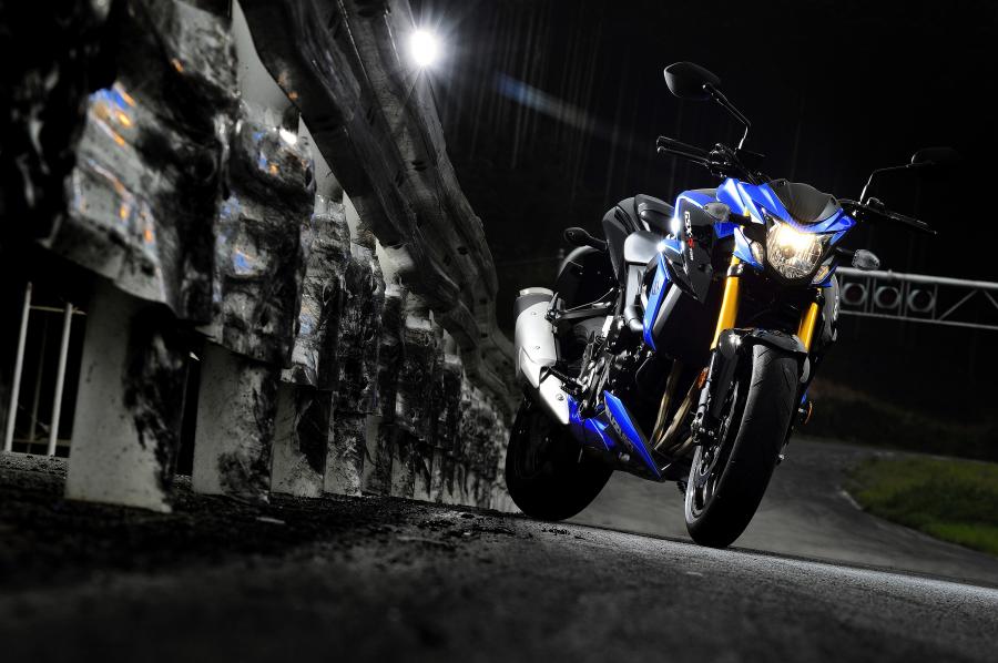 Suzuki GSX-S750
